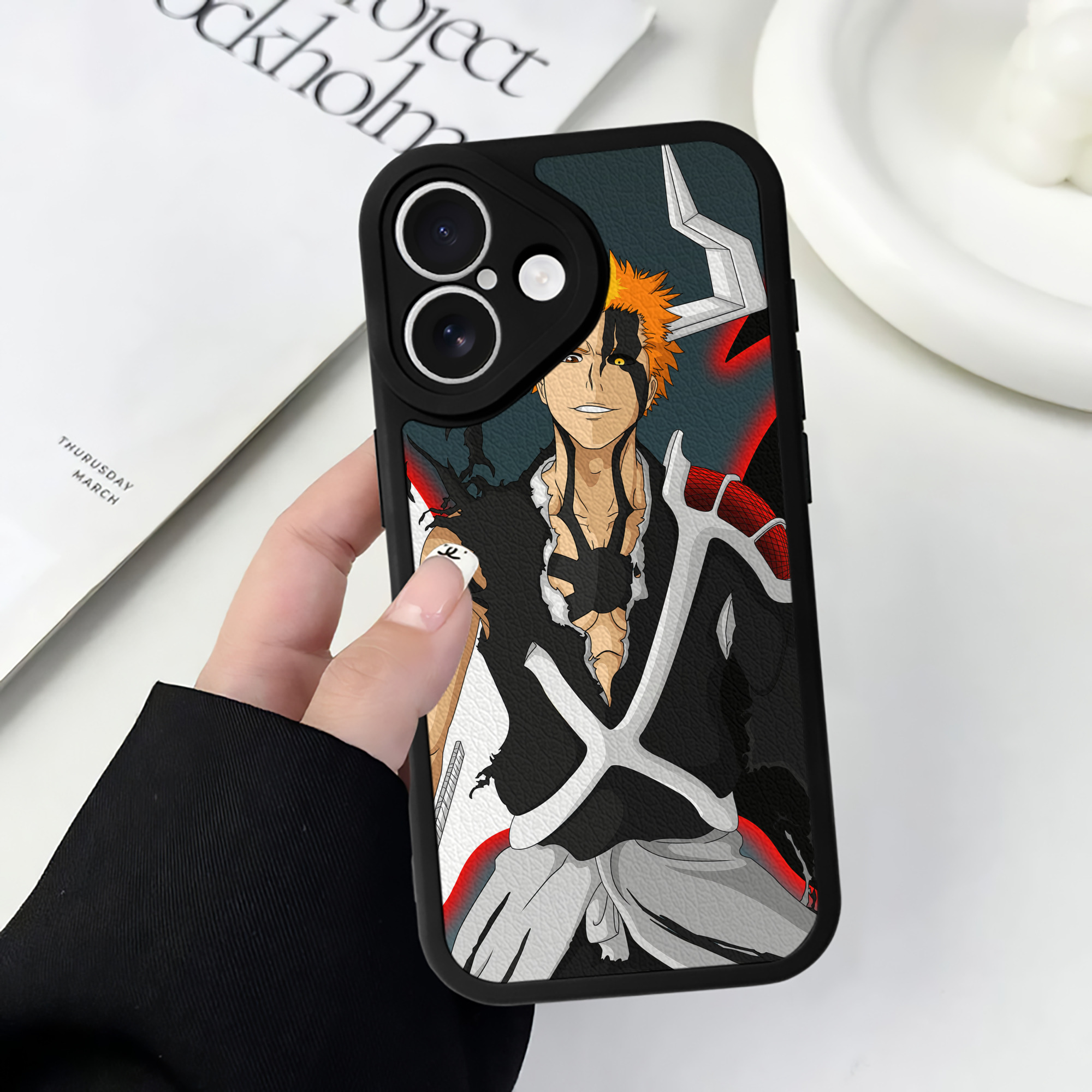 （画像用） ブリーチ BLEACH 【iPhone 16シリーズ対応】シリコンスマホケース（レザー調） 材質：シリコン
